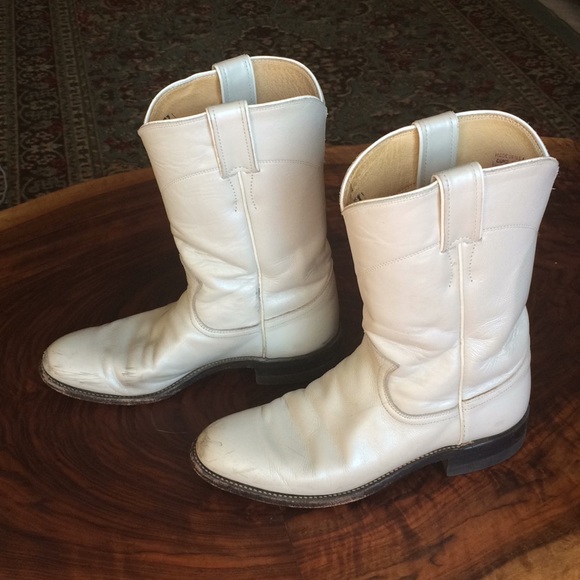 Justin boots! - Picture 2 of 6